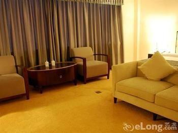 Hotel Ligang Čching-tao Exteriér fotografie